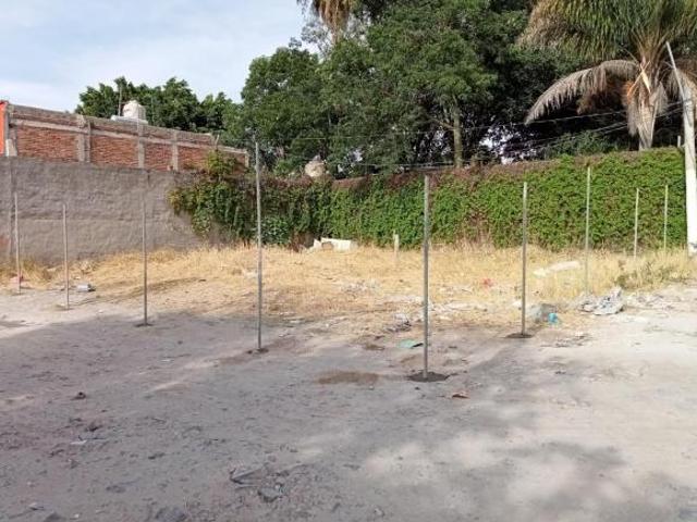 Venta de Terreno 231 m2 para Torre de Departamentos en Venta Bosques del Centinela