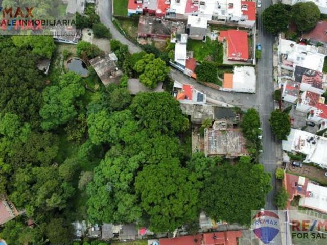 Venta de terrenos, dos frentes, Col. Jiquipan, Cuernavaca, Morelos…Clave 5119