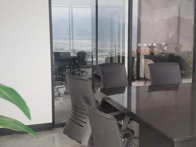 VENTA DE TERRENOS INDUSTRIALES PARQUE 100 ZONA SANTA CATARINA NUEVO LEON 820 M2