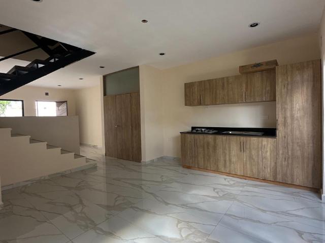 Venta de thownhouse en Chuburn? de hidalgo, M?rida de 2 Habitaciones