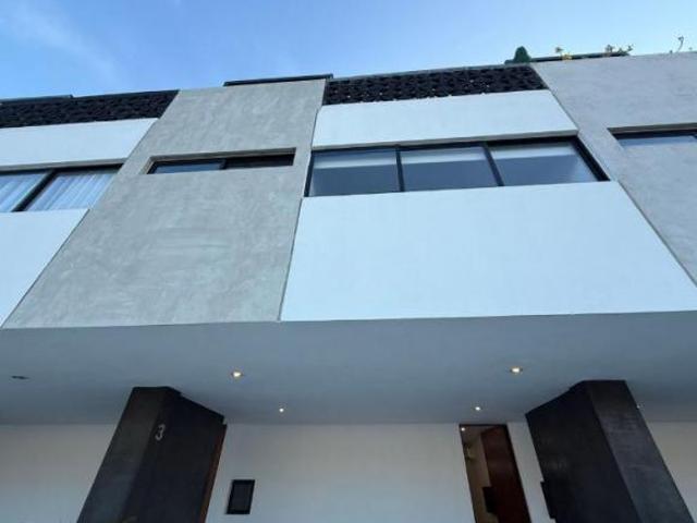 VENTA DE TOWNHOUSE EN MÉRIDA