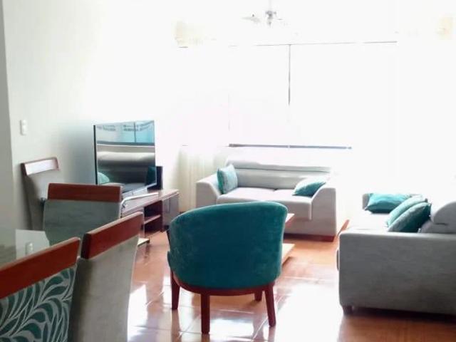 Venta de triplex dormitorios amplio y terraza