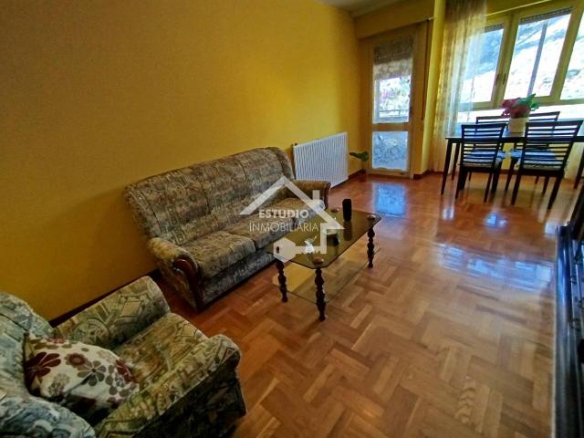 Venta de un piso en Viana