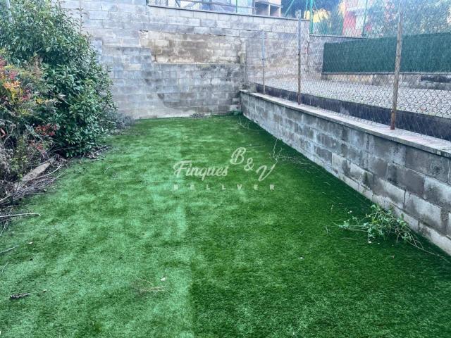 Venta de una casa en Bagà