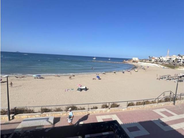 Venta de una espaciosa casa en Cartagena