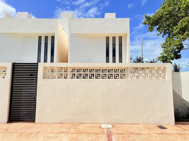 VENTA DE VILLA, 2 RECAMARAS TRES NIVELES AMUEBLADA Y EQUIPADA EN CHUBURN? PUERTO, PROGRESO