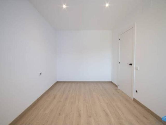 Venta de villa en Venturada