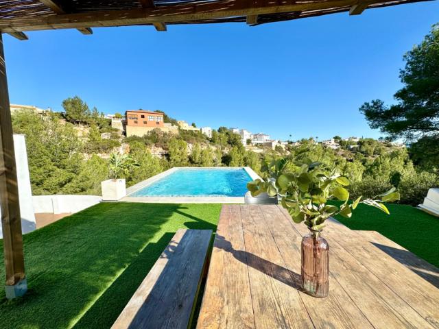 VENTA DE VILLA EN DENIA ZONA EL MONGO