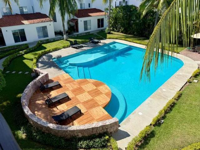 Venta de Villa Moderna en Condominio Casa Arrecife