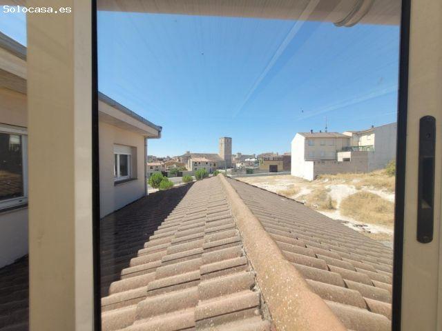 VENTA DE VIVIENDA Y LOCAL CON PARCELA ANEXA EN CARRETERA DE BAHABON