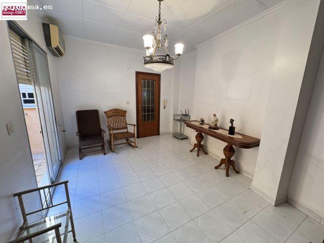 VENTA DE VIVIENDA EN BENIFAIO VALENCIA Vivienda junto a una parcela urbana