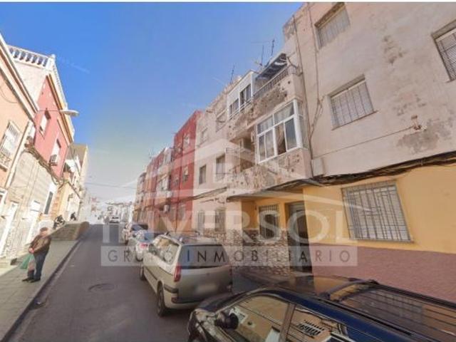 VENTA DE VIVIENDA EN CALLE REMO