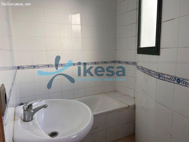 Venta de vivienda en Hinojos, Huelva