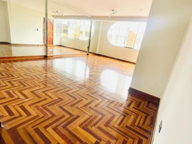 VENTA DE ACOGEDOR DEPARTAMENTO 3 HABITACIONES – URB. ELIO, CERCADO DE LIMA