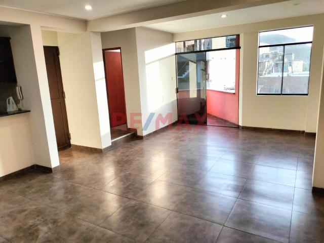 Venta De Amplio Departamento Collique