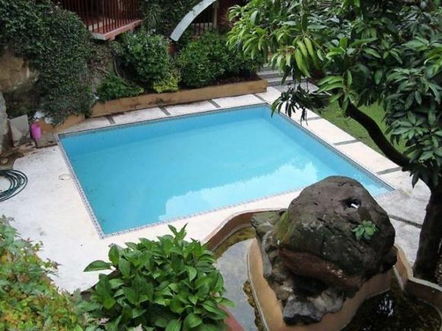 Venta de Amplia Casa con Bungalow y Vigilancia en Fracc. Jardines de Tlaltenango, Norte