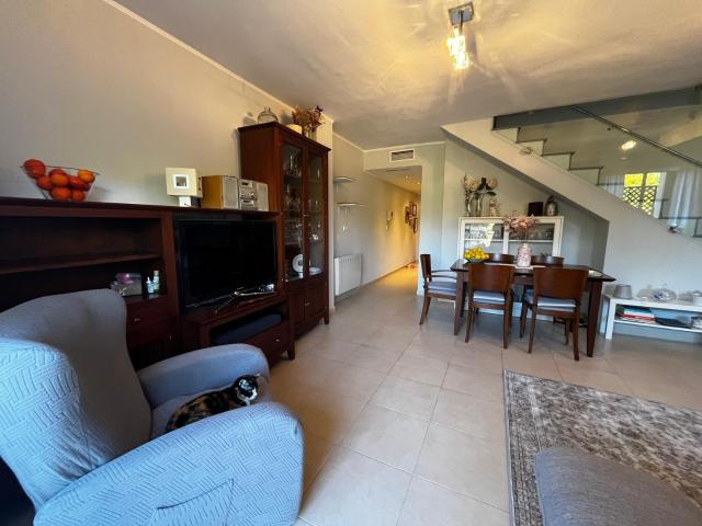 VENTA DE ATICO EN PASEO DUQUES DE LUGO JUNTO AL CENTRO DE SALUD