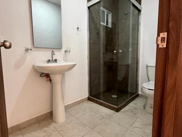 Venta de bonito departamento en zona céntrica