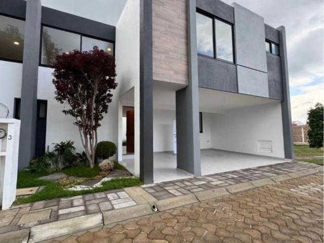 VENTA DE BONITA CASA EN FRACC. LA VID RESIDENCIAL, CUAUTLANCINGO