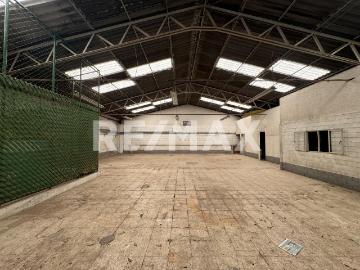 Venta de Bodega con locales comerciales en San Juan de Aragón, GAM