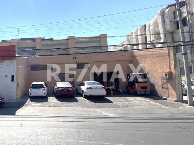 Venta de bodega industrial en Pasteur, Col. Mercurio, Queretaro