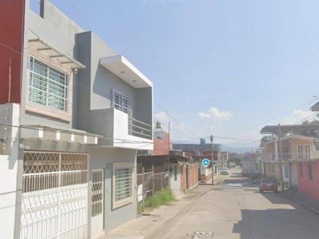 VENTA DE CASA MICHOACAN URUAPAN LA GUADALUPE