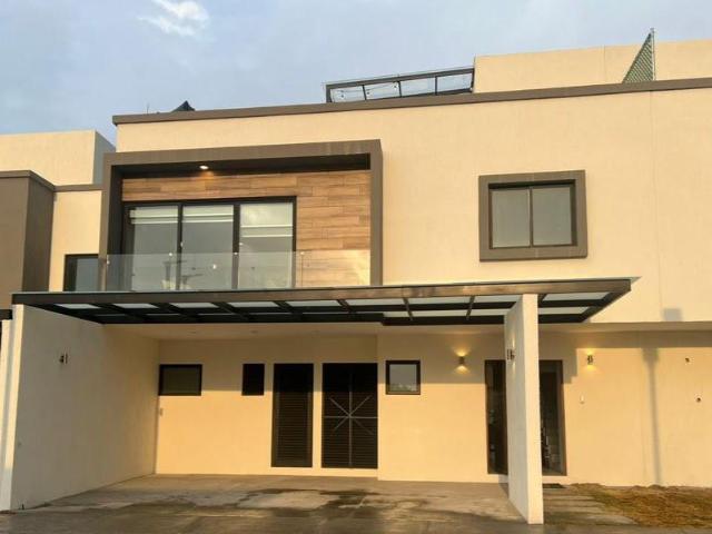 VENTA DE CASA MODELO VANESSA EN RESIDENCIAL LOS LAURELES EN METEPEC