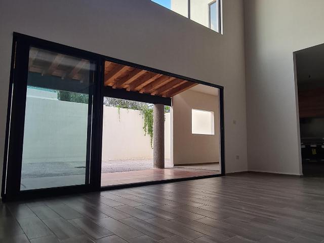 Venta de Casa, Modelo San Rafael, 3 rec?maras. Privadas La Condesa, San Miguel de Allende