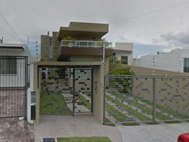 VENTA DE CASA MONTE BLANCO LOMAS DEL PEDREGAL IRAPUATO GUANAJUATO