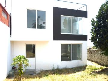 Venta Casa Nueva C/Roof Garden Doble Terreno, No Escrituras Publicas de Notaria, Col. Ocotepec