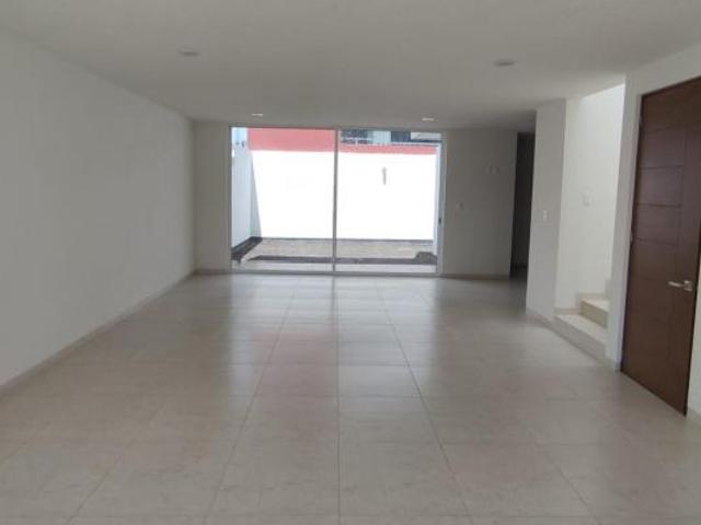 VENTA DE CASA NUEVA DENTRO DE PRIVADA EN SAN SALVADOR TIZATLALLI EN METEPEC