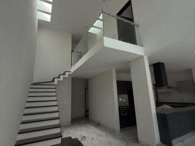 VENTA DE CASA NUEVA EN MAYORAZGO RECAMARA PLANTA BAJA