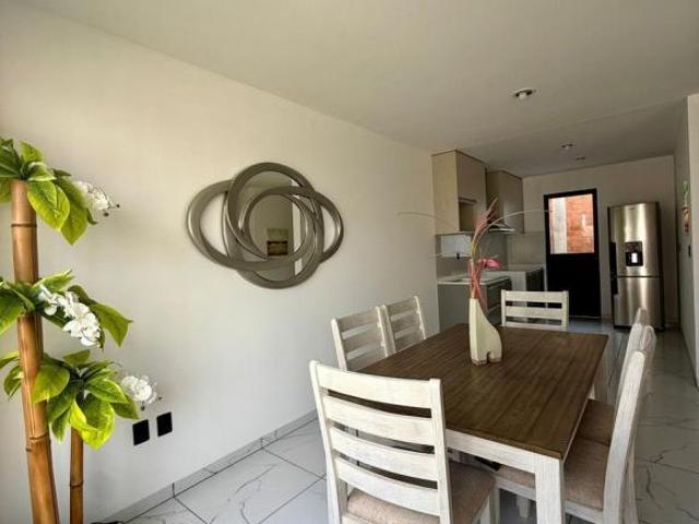 VENTA DE CASA NUEVA EN CONDOMINIO EN JIUTEPEC, MORELOS