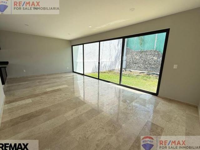 Venta de casa nueva en Fraccionamiento, Jiutepec, Morelos…Clave 5543