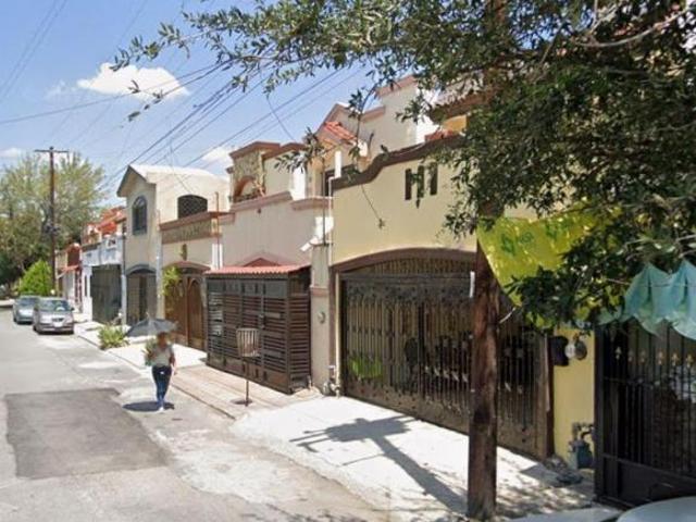 VENTA DE CASA NUEVO LEON CDAD GRAL ESCOBEDO ROBLE NUEVO