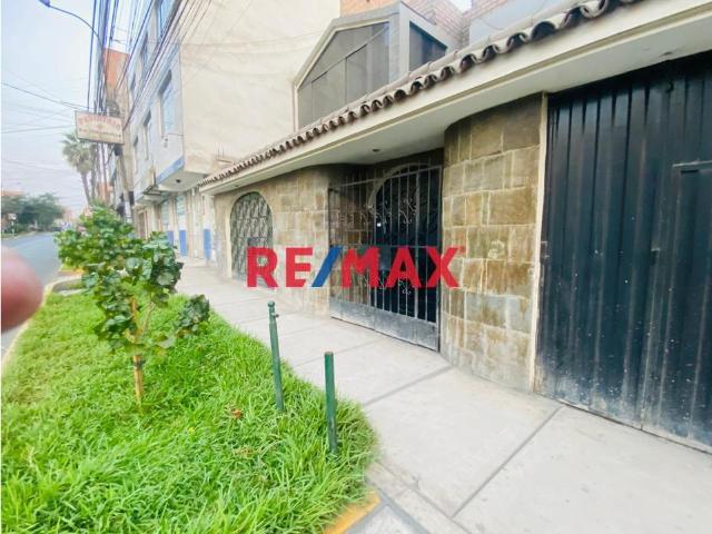 Venta De Casa Ate. Espacio Que No Se Encuentra En Lima