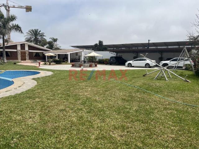 Venta De Casa A Espalda De Panamericana Sur En Huertos De Lurin