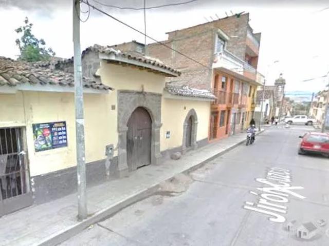 VENTA DE CASA A POCAS CUADRAS DE LA PLAZA DE ARMAS DE HUAMANGA