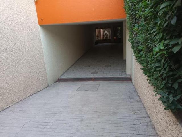 VENTA DE CASA A UNOS PASO DEL PARQUE DE TEJEDA
