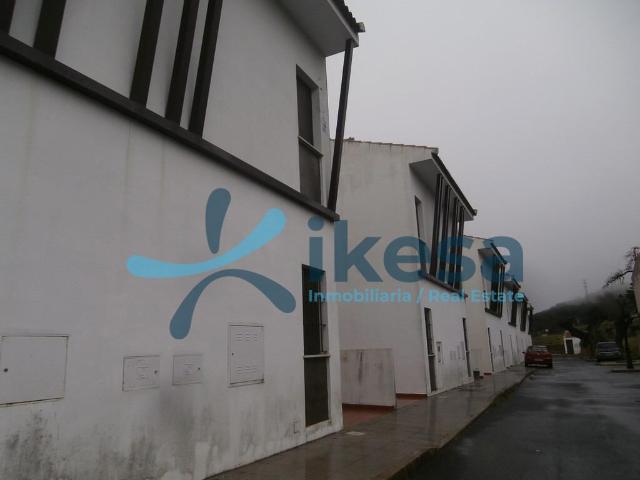 Venta de casa adosada en Cortegana, Huelva. Activo inmobiliario SIN POSESIÓN