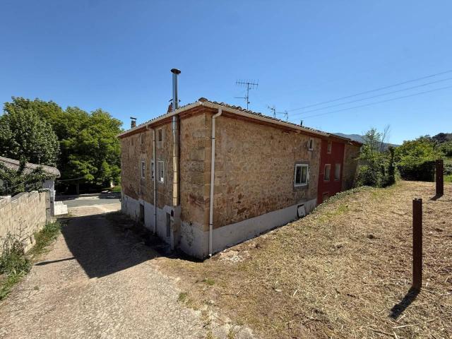 Venta de Casa Adosada en Oña