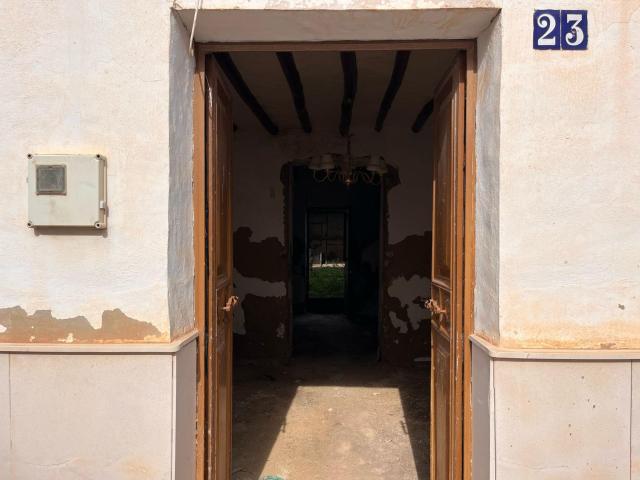 VENTA DE CASA ADOSADA EN LA RODA DE ANDALUCÍA SEVILLA