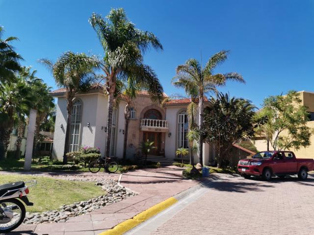 Venta de casa al norte de la ciudad