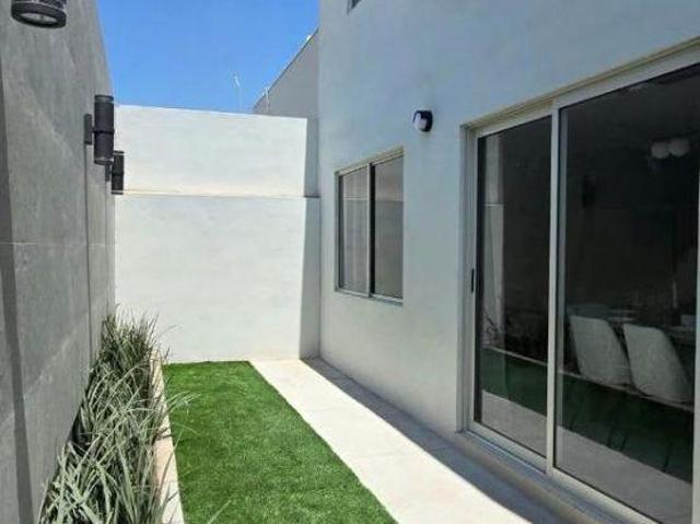 VENTA DE CASA AL PONIENTE DE SALTILLO