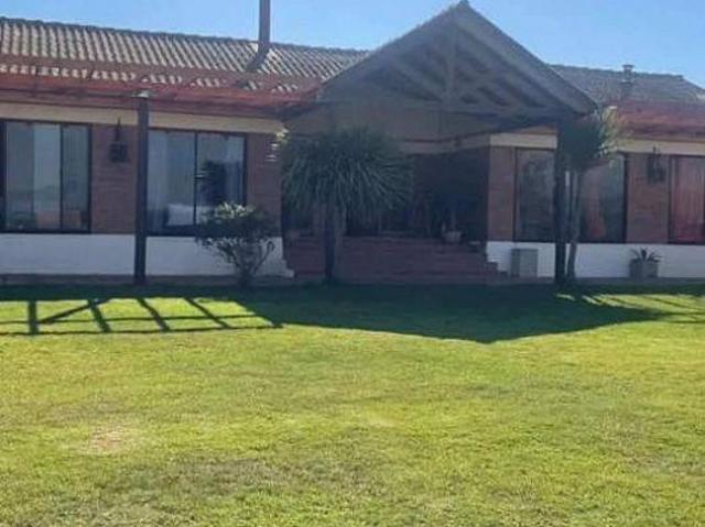 VENTA DE CASA AMOBLADA