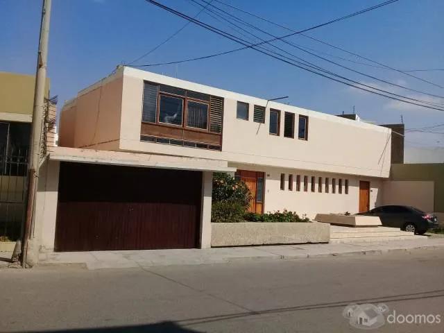 VENTA DE CASA AMPLIA