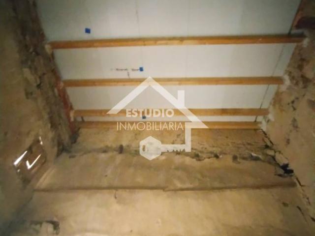 Venta de casa amplia en Viana