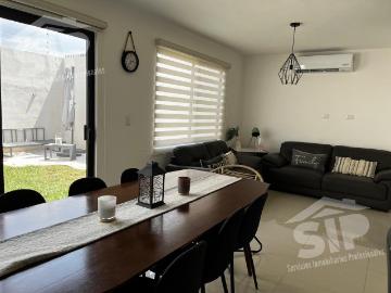 Venta de Casa Amueblada en Frac Privado al Norte de Saltillo