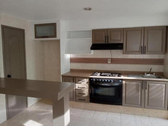 VENTA DE CASA ARBOLEDAS DE SAN JAVIER 2DA SECCIÓN