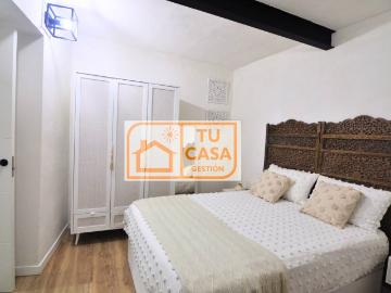 Venta de casa baja reformada en Casco Antiguo, Cáceres
